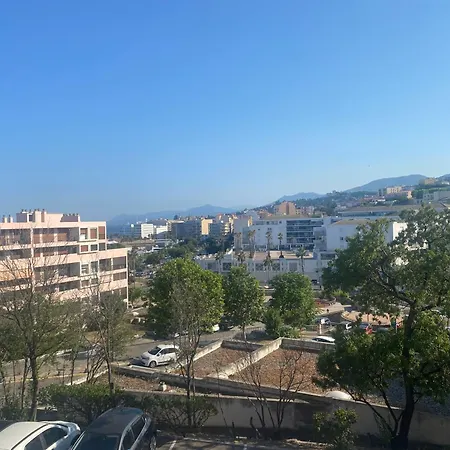 Δωμάτια σε οικογενειακή κατοικία Vannina